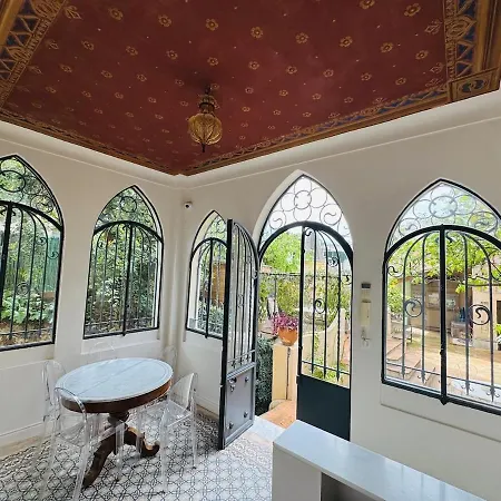 Villa Rooftop Villa, Center, Access