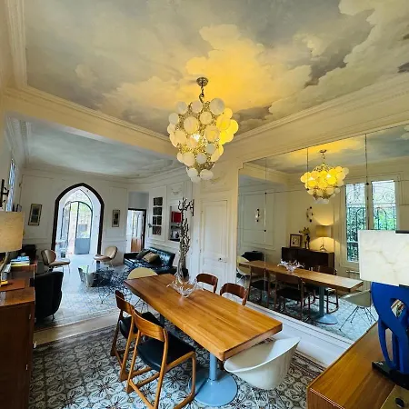 Rooftop Villa, Center, Access *